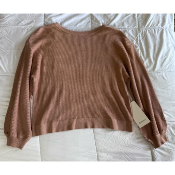 New Lululemon Reversible Crossover Sweater Size XL LW3IU5S Warm Beige $128 NWT - Picture 8 of 10